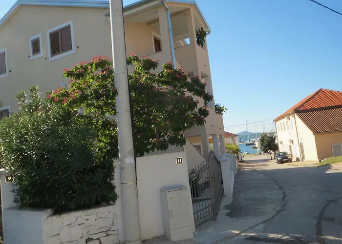 Milena 3* Biograd Na Moru