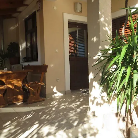Milena Guest house *