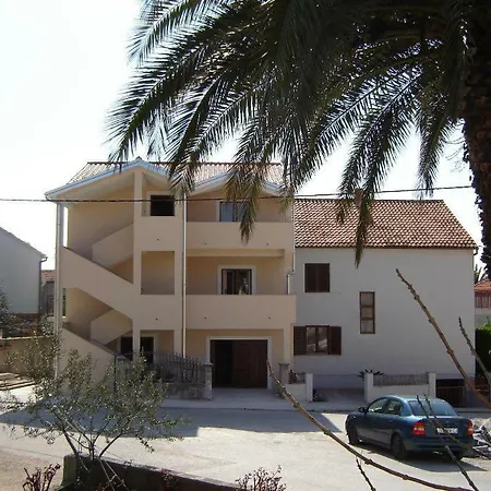 Guest house Milena Biograd Na Moru