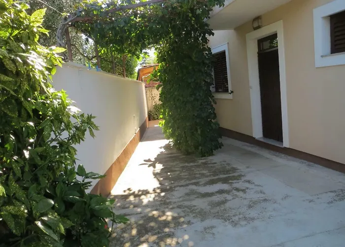 Milena Gasthuis Biograd Na Moru